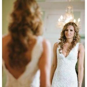Size 10 ivory wedding dress.